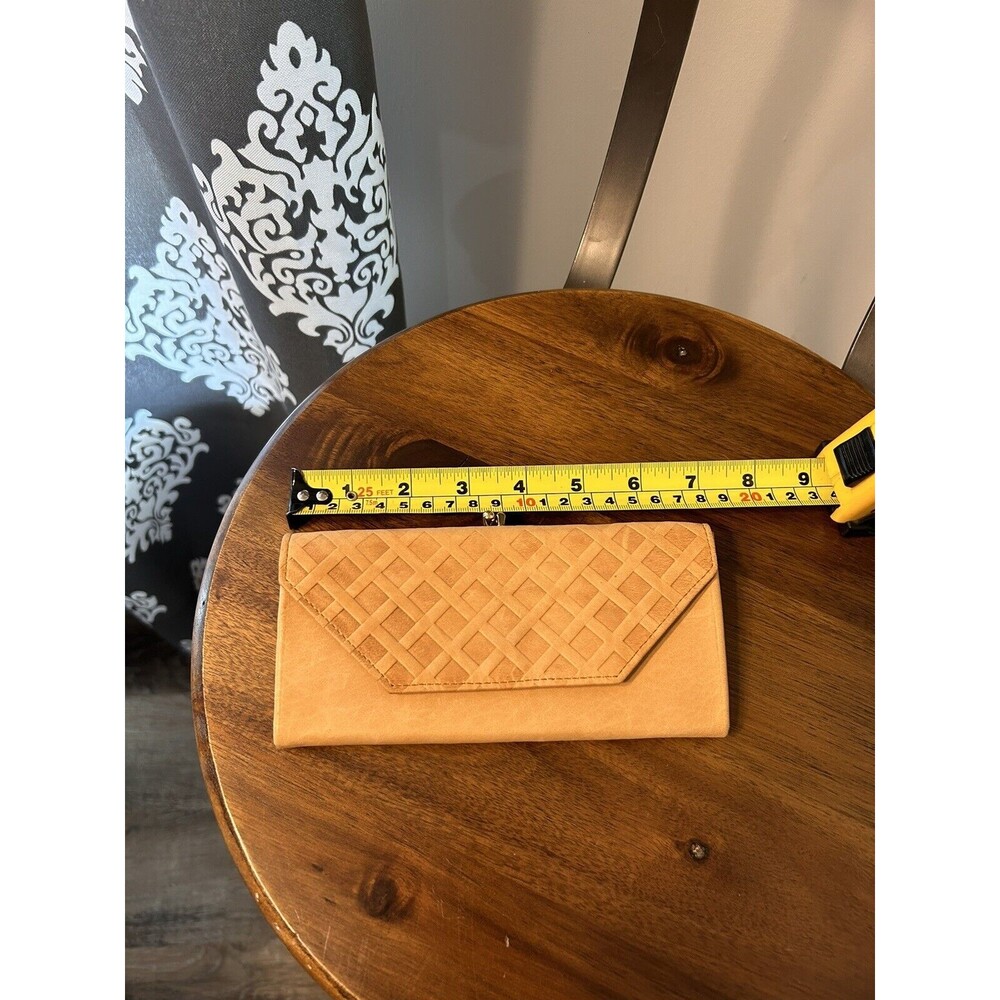 Vintage Princess Gardner Wallet Top Grain Lambskin Light Tan Very Good Condition